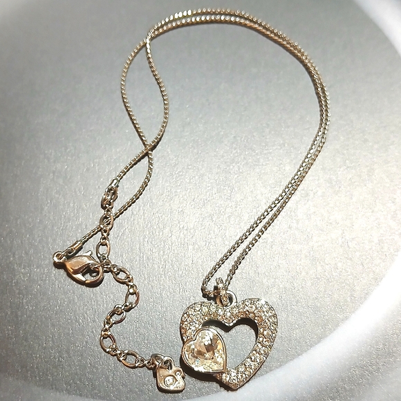 Swarovski signed Crystal Heart Necklace - Picture 2 of 6